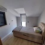 ヴィラ Isra 5 1 Bedroom Private Pool And Garden