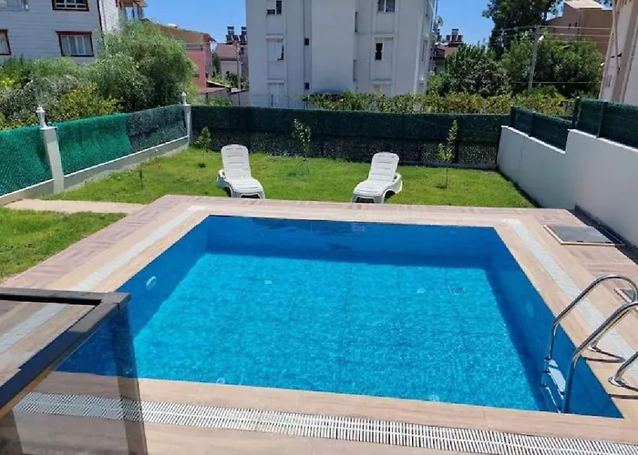 Isra 5 1 Bedroom Private Pool And Garden Vila Antalya