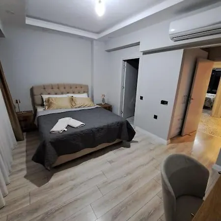 Isra 5 1 Bedroom Private Pool And Garden